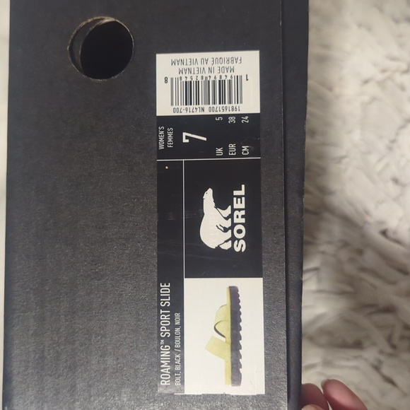 NWT Sorel Roaming yellow strap platform sandals - Picture 11 of 12